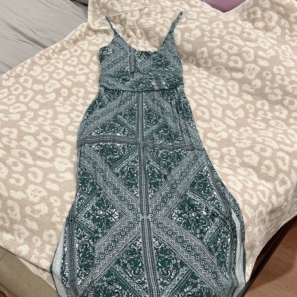 Maurices Teal and White Patterned Maxi Dress